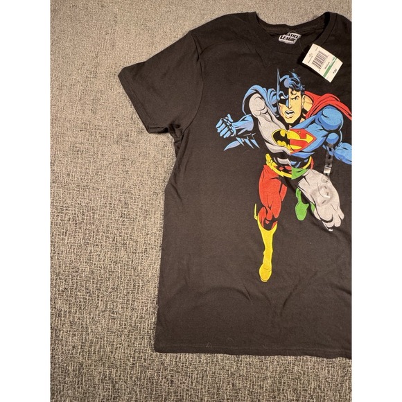 Justice League T Shirt Mens M 4 Part Batman Superman Flash Green Lantern Image - Picture 3 of 5